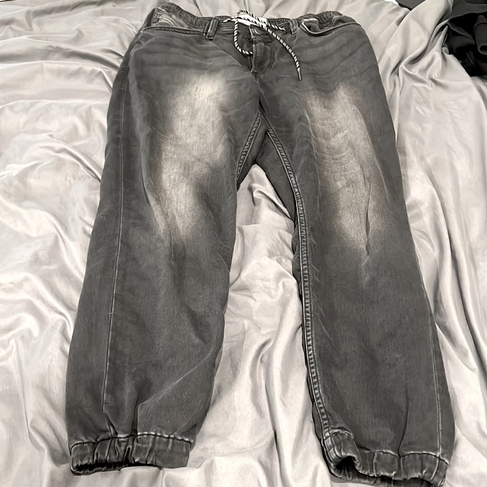 H&M regular Tapered Denim Pants